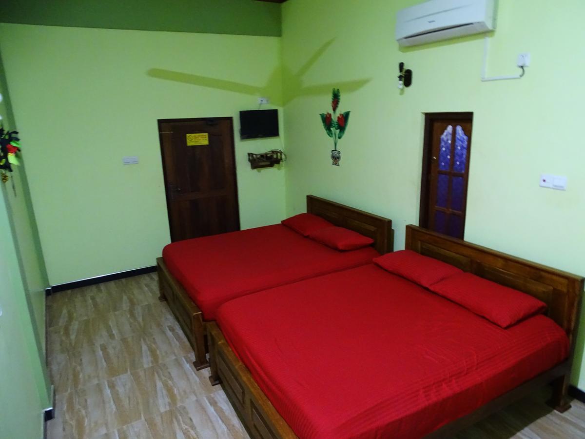 Mama'S Here Resort Kalpitiya Esterno foto